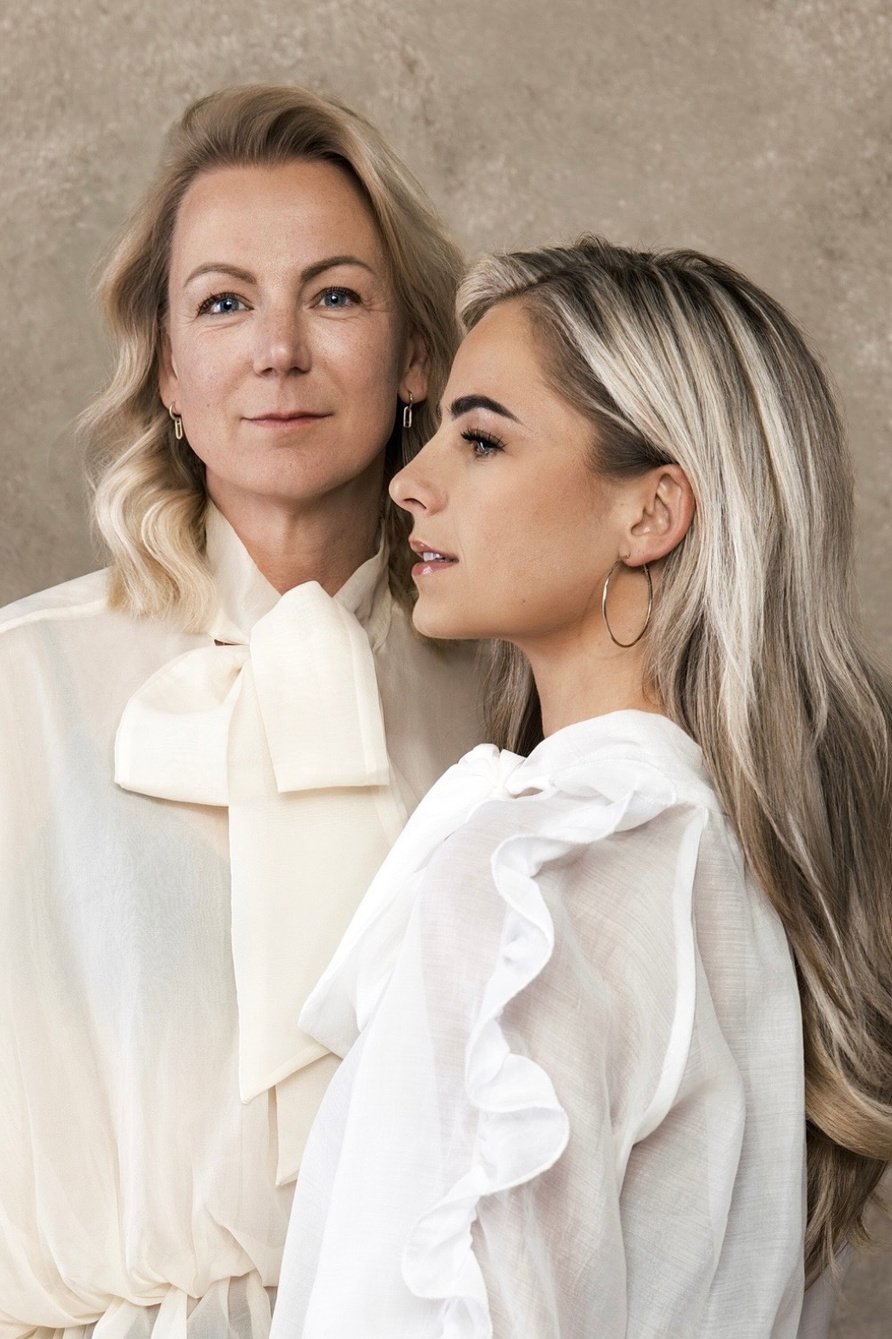 Petra Holland en Dominique van der Weide